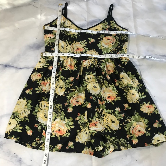 Kimchi Blue Coco Loco Black & Yellow Floral Romper - Picture 5 of 8